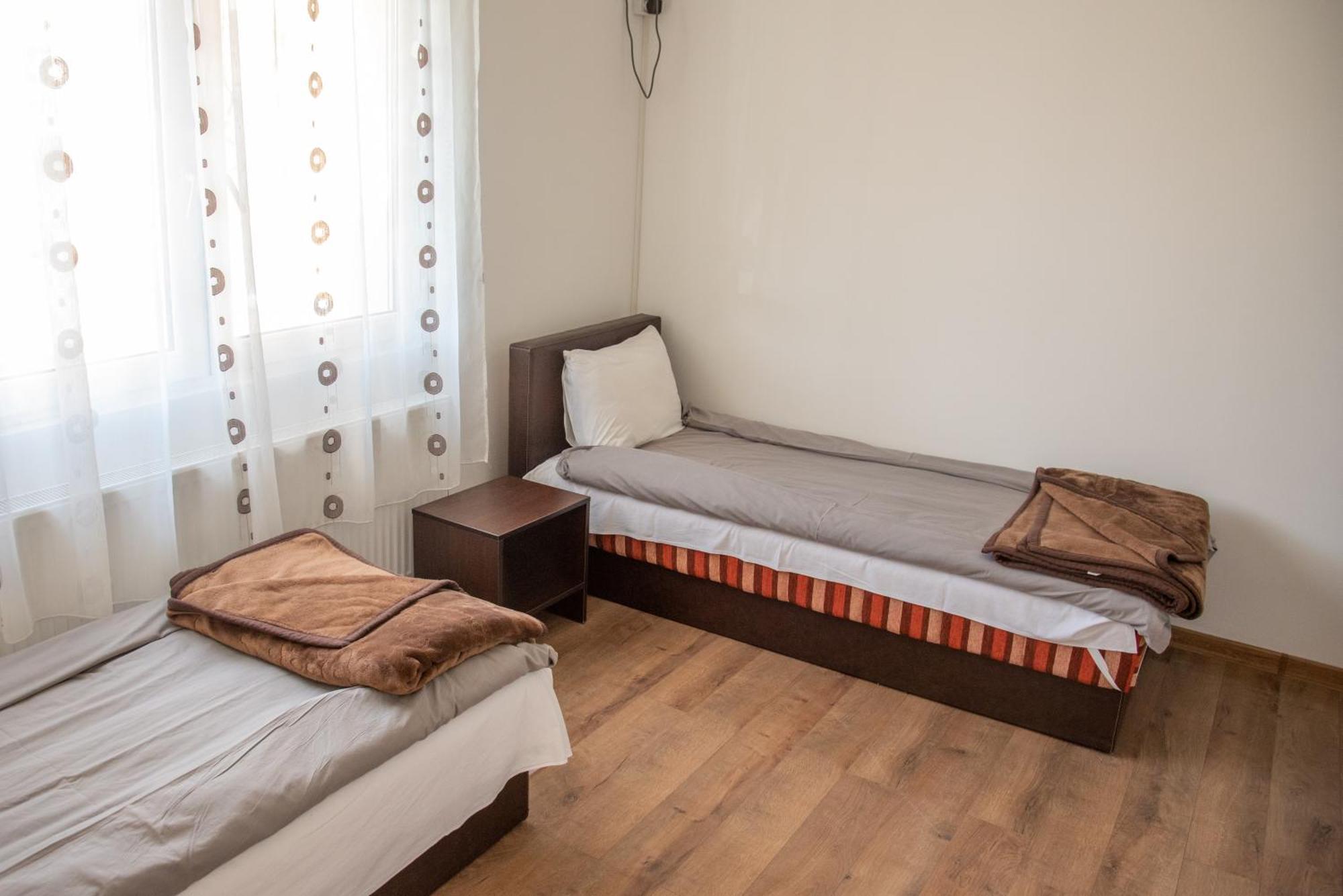 Apartments Kuca Aleksic Ni Exteriör bild