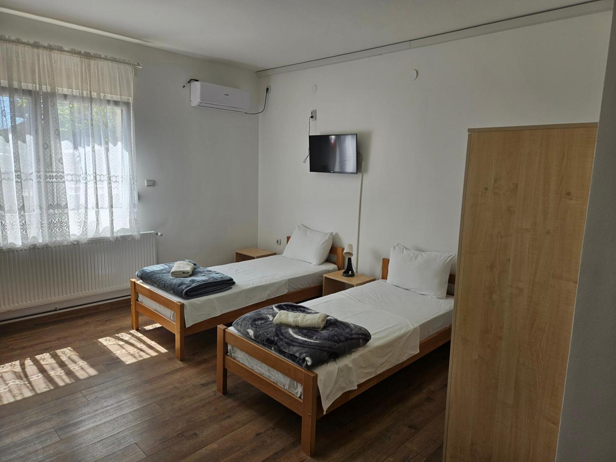 Apartments Kuca Aleksic Ni Exteriör bild